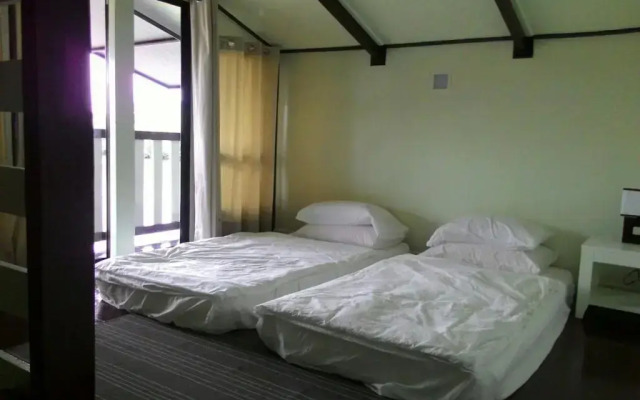 Maena Water Chalets