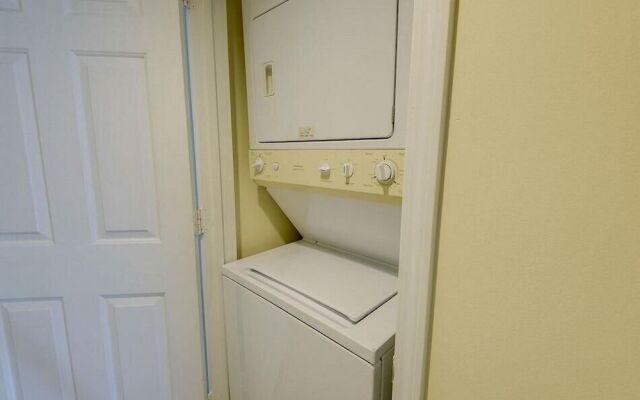 TradeWinds 601 by RedAwning