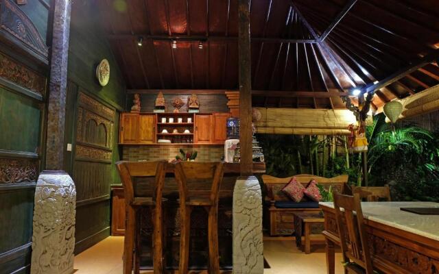 Honeymoon Green Villa