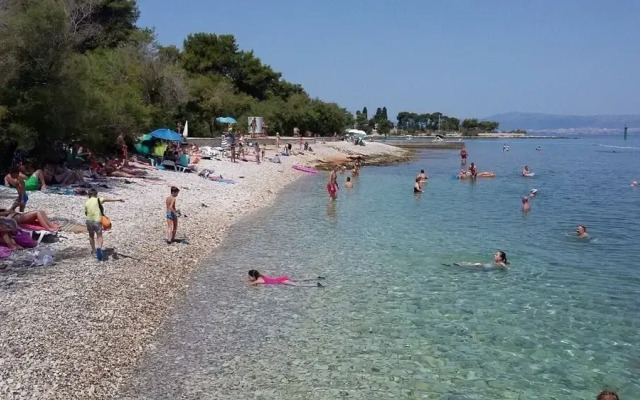 Adel - 70 m From Beach - A4
