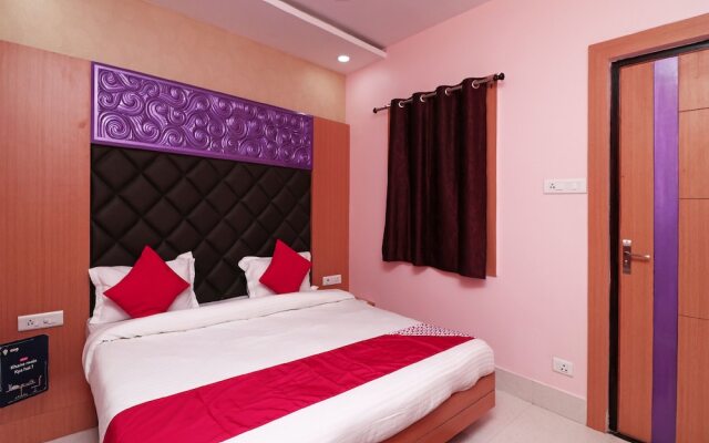 Capital O 16590 Hotel Sapphire Inn
