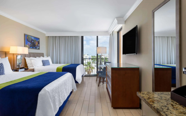 Wyndham Deerfield Beach Resort