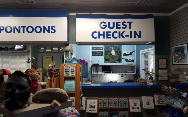 Hontoon Landing Resort & Marina