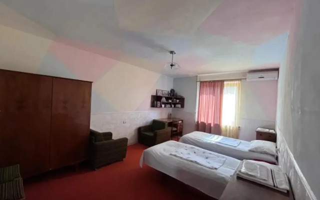 Apricot B&B