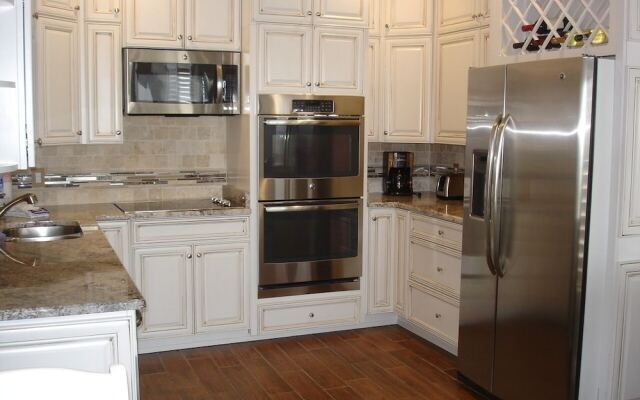 Phoenix 1154 Penthouse