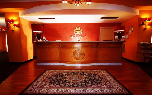 Bräm Hotel