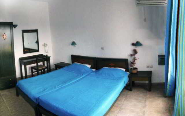 Romantica Hotel Apartments