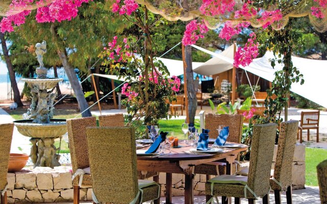 Conte Di Cabrera Hotel Club