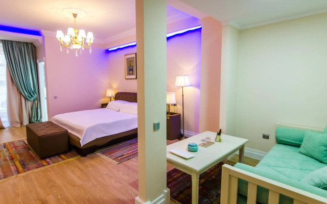 Phoenicia Royal