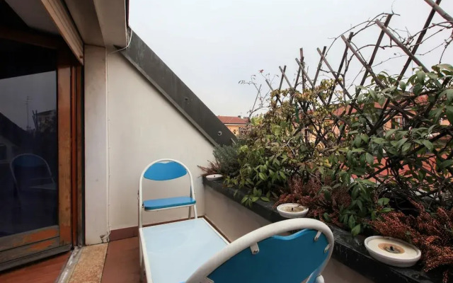 Residence House Aramis Down Town