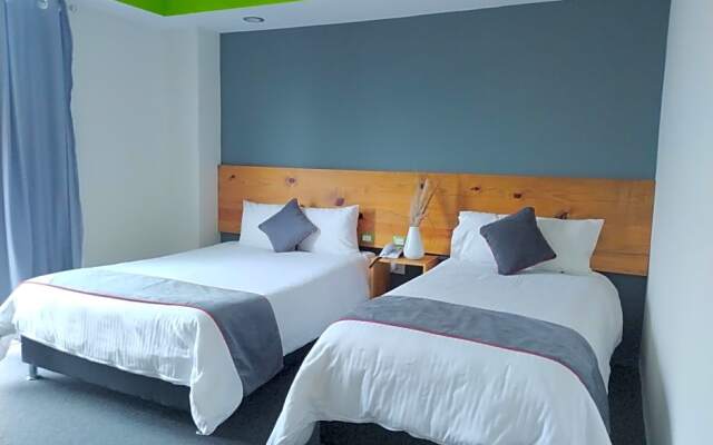 Hotel Brisas Express