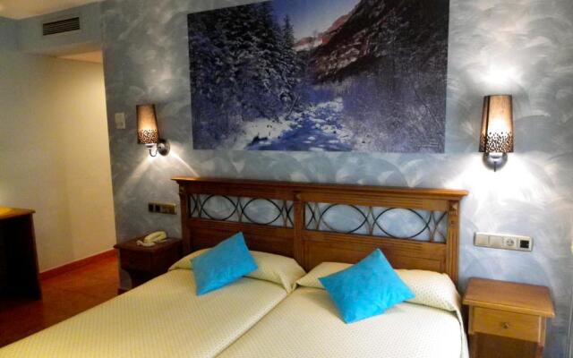 Hotel Arnal