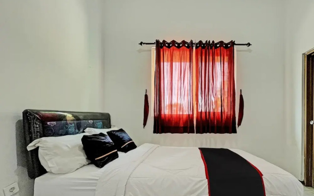 Capital O 1362 Ciliwung Guest House Syariah
