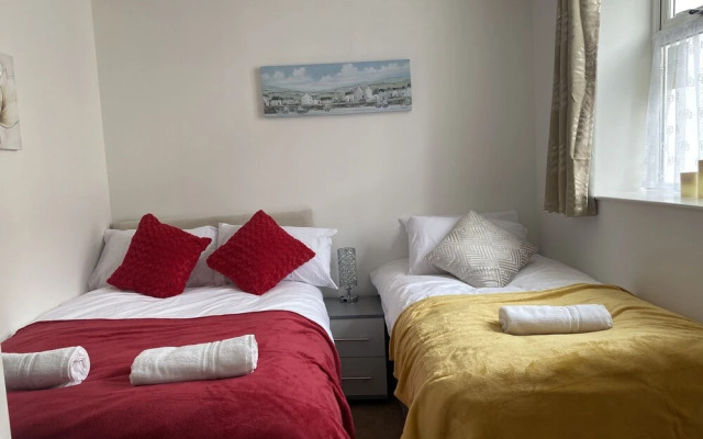 Octagon Apartment 1