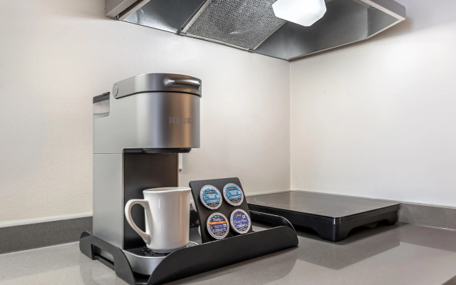 Best Western Plus Ottawa City Centre