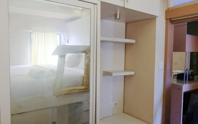 Strategic 2Br Gateway Ahmad Yani Cicadas Apartment