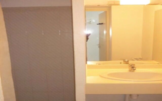 Grand Appartement Bien Équipé en Duplex en Front de Neige