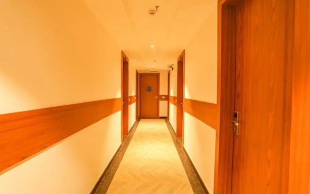 Hotel Swarn Bhoomi