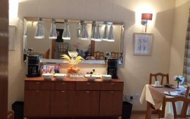 Southfork Villa Guesthouse (Adults Only)