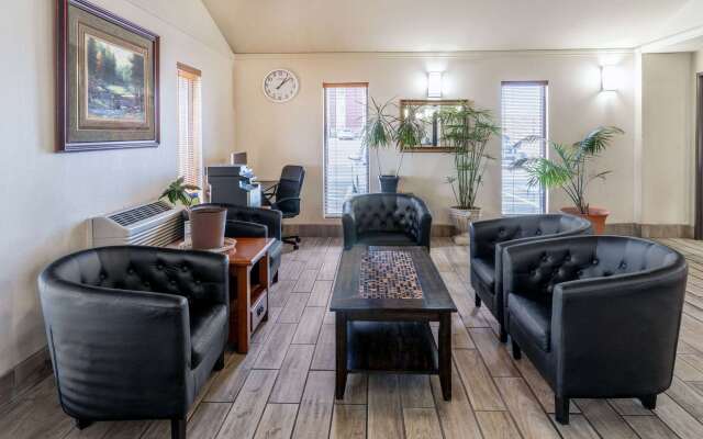 Super 8 by Wyndham Cheyenne WY