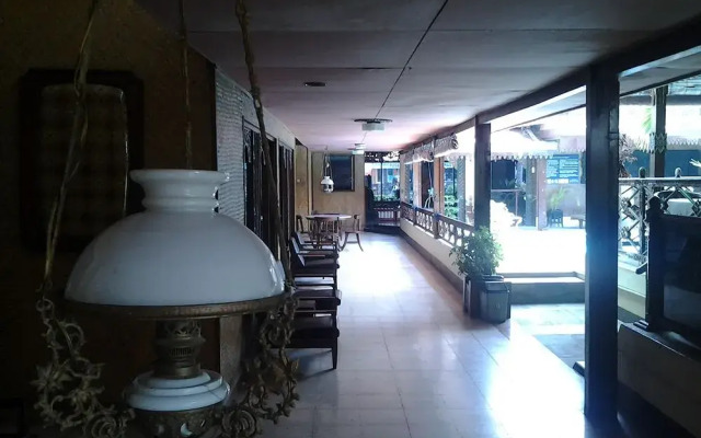 Istana Batik Ratna
