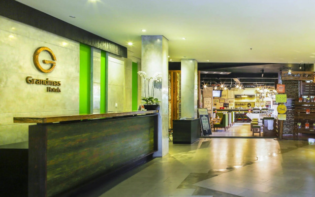 Grandmas Tuban Hotel