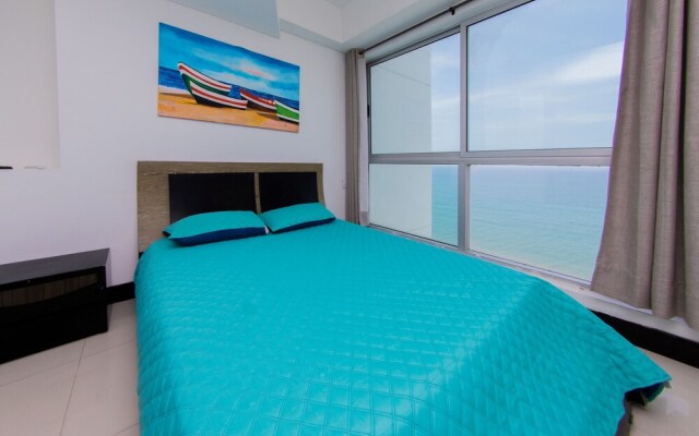 Dream Apartment, Facing the sea