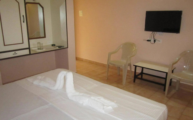 Carina Beach Resort