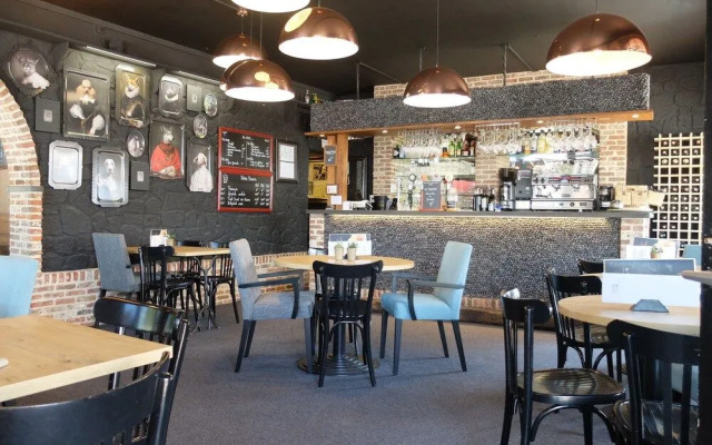 Hotel Aux Temps d'Em