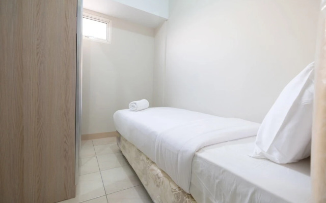 3BR near Sumarecon Mall Bekasi at The Springlake Apartment