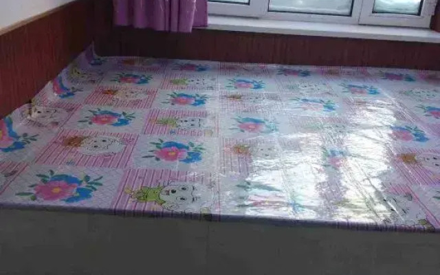 Yuexiang Erlanghe Quhongxiang Family Hotel