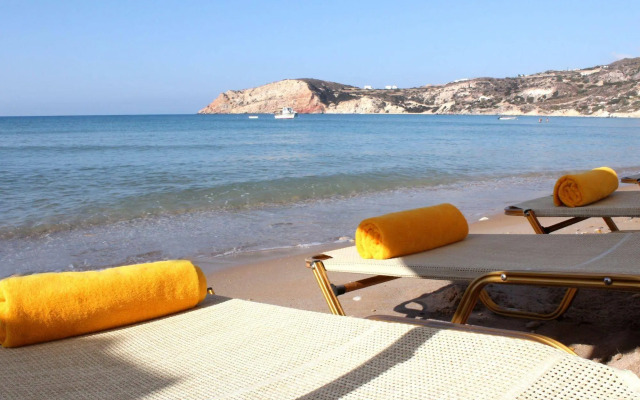 Golden Milos Beach House by Domotel
