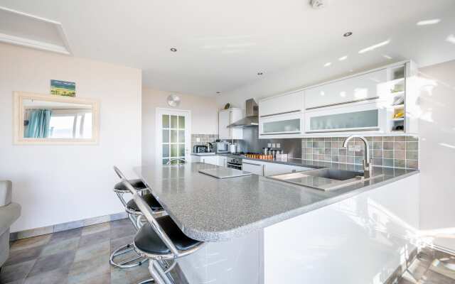 Oceanview Cottage