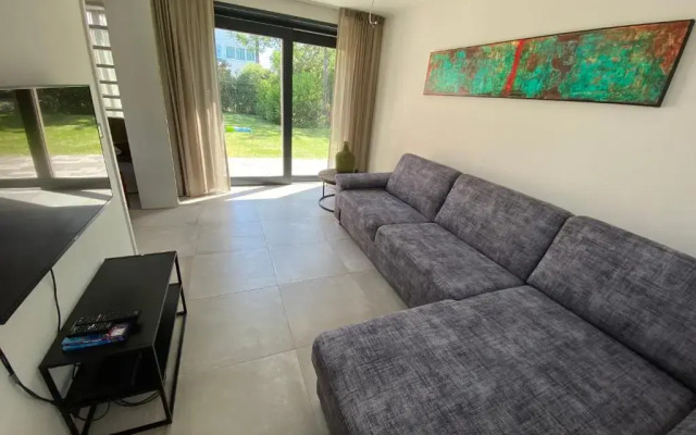 Lepelblad 44, Nieuwvliet