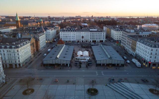 102m apt Heart of Copenhagen 100m to the Metro