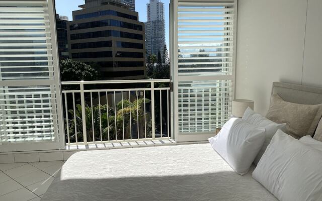 Condor Surfers - Coastal Letting Co