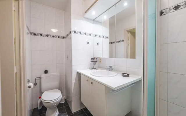 Apartment With Nice Terrace and Views