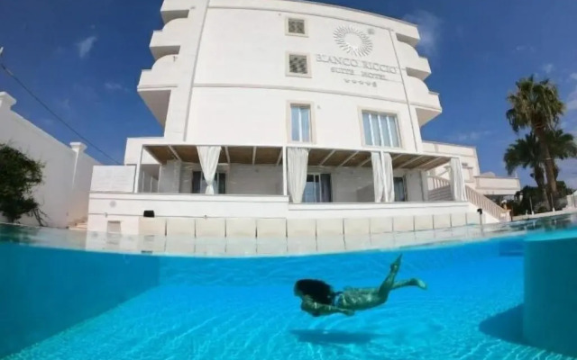 Bianco Riccio Suite Hotel