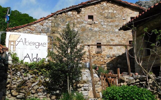 Albergue La Aldea - Hostel