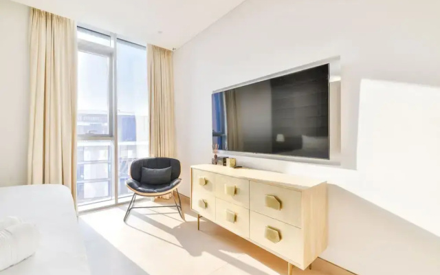 Luxury 2BR - Awesome Views - Ain Dubai