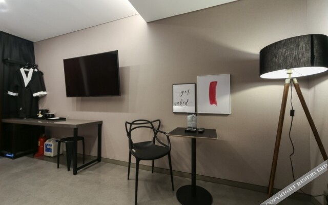 Zam 101 Hotel