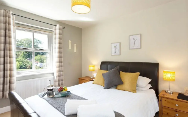 1 Springwater View