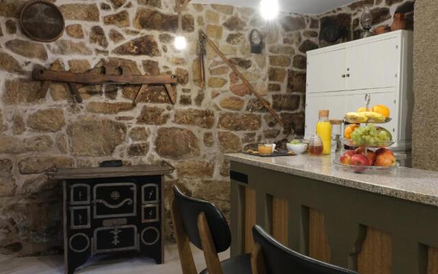 Casa da Praça - Guest House