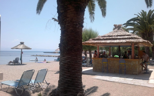Three Stars Beach Hotel