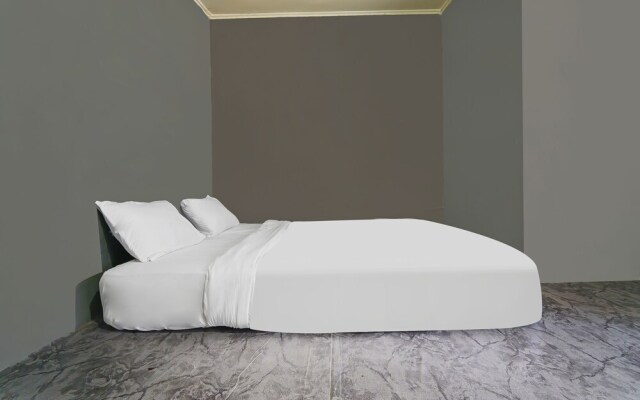 OYO Life 92694 Kost Nino