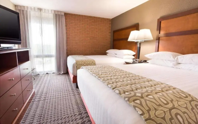 Drury Inn & Suites Jackson MO
