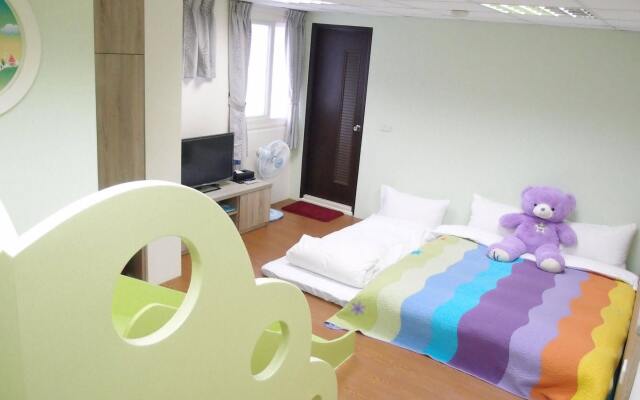 Happycastle Bed and Breakfast