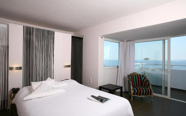Pantokrator Hotel