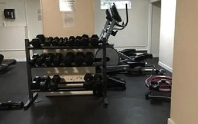 Pelicanstay in Burnaby Lake