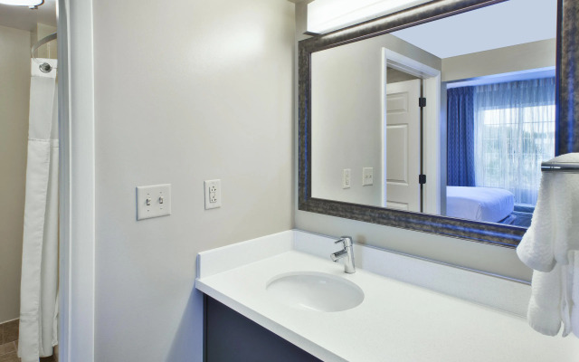 Staybridge Suites Cleveland Mayfield Heights Beachwood by IHG